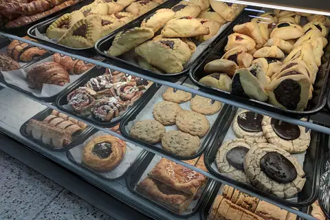 Cake House Bakery photo 2